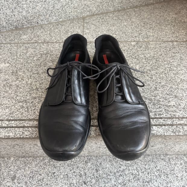 프라다 스포츠 더비 슈즈