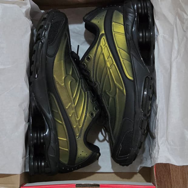 나이키 샥스 라이드 2 블랙 카고 카키 285mm