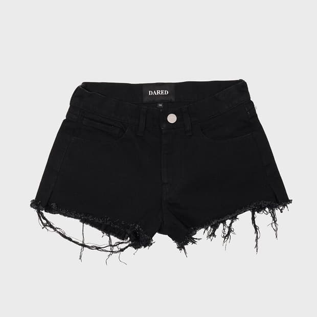 Dared 데어드 RAW HEM DENIM SHORTS