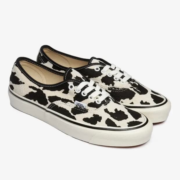 반스 어센틱 44 DX 애너하임 팩토리 카우 코듀로이 갸루