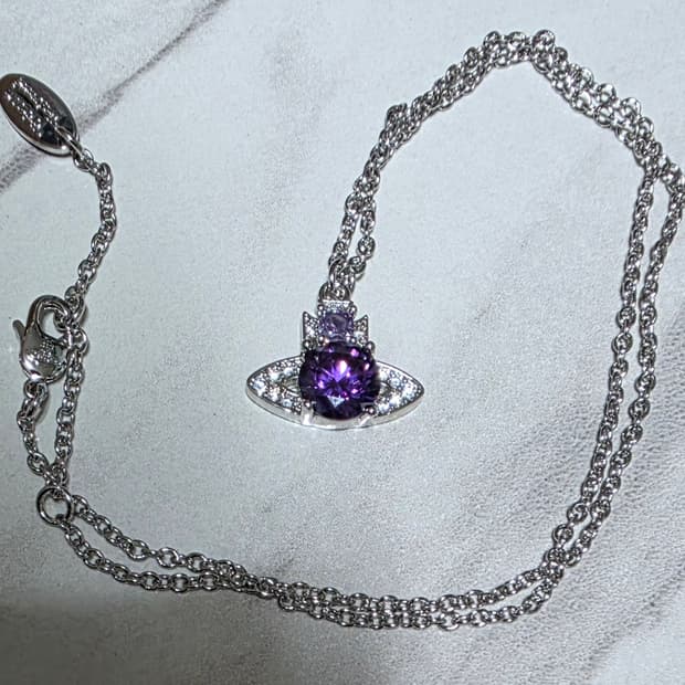 비비안웨스트우드 목걸이