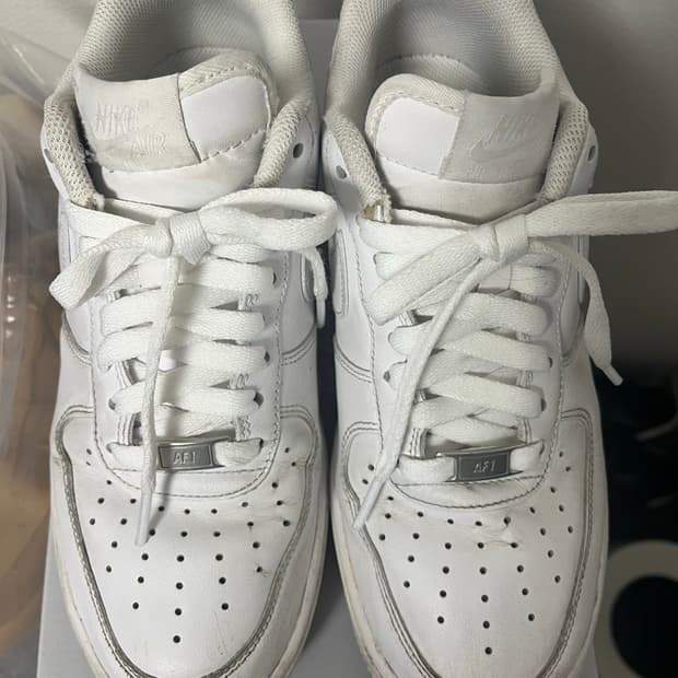 나이키 에어포스 260