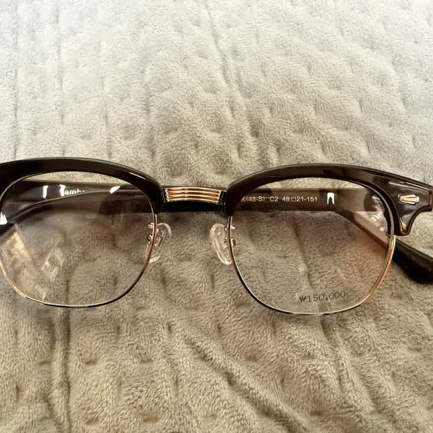 앰버옵티컬 행크 48size 블랙실버 판매해요