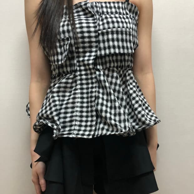 빈티지 블랙 체크 프릴 탑