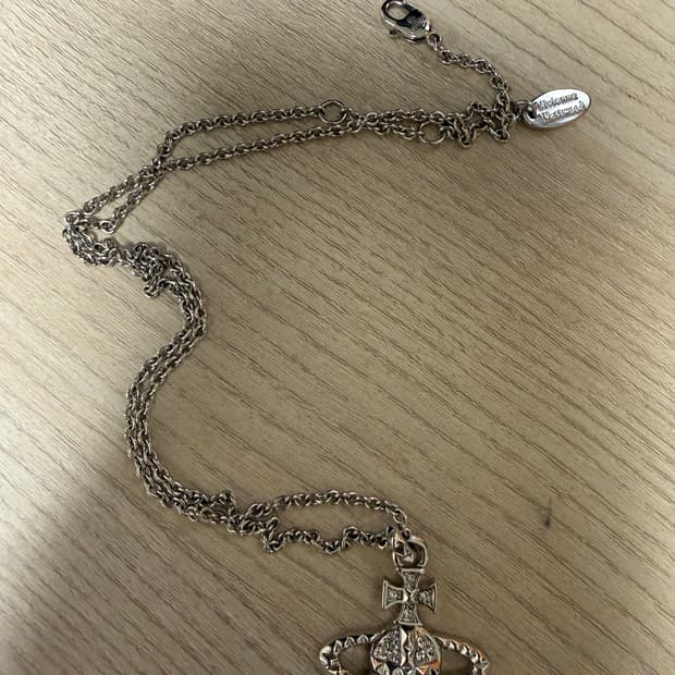 비비안웨스트우드 목걸이