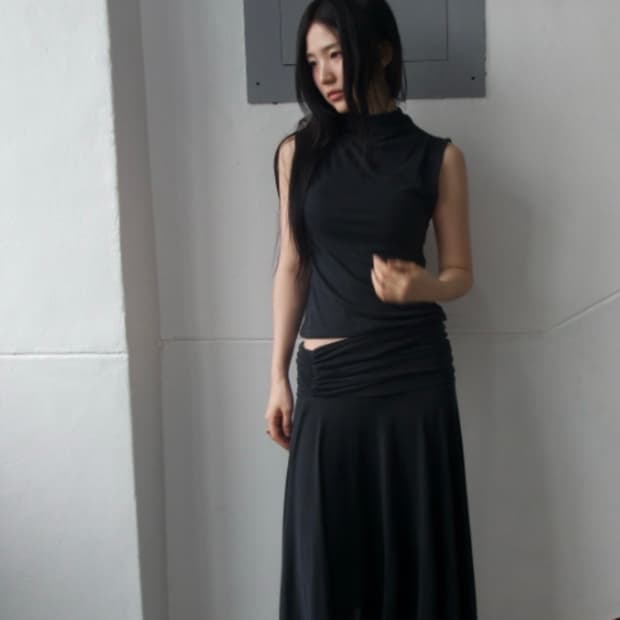 디에이디 미디 셔링 스커트