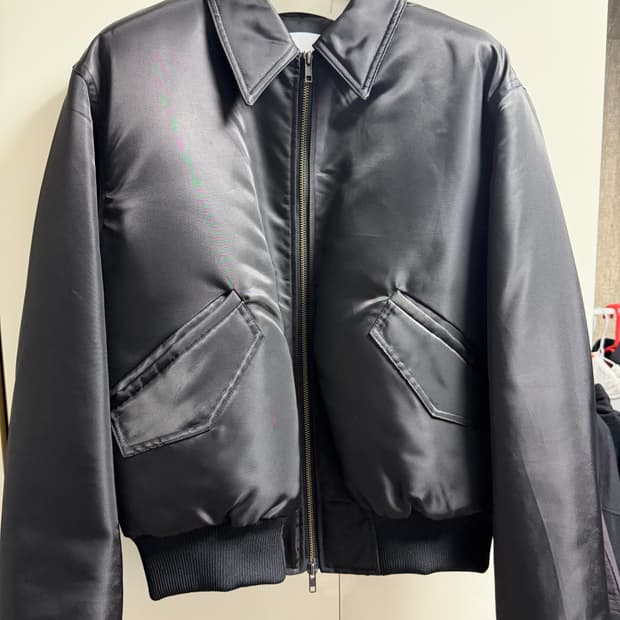 르마드 봄버자켓