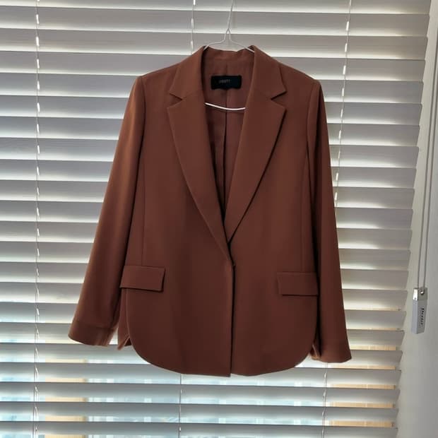 지고트 브라운 자켓