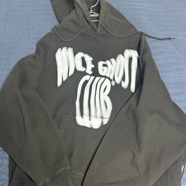 나이스고스트클럽 로고 후드티