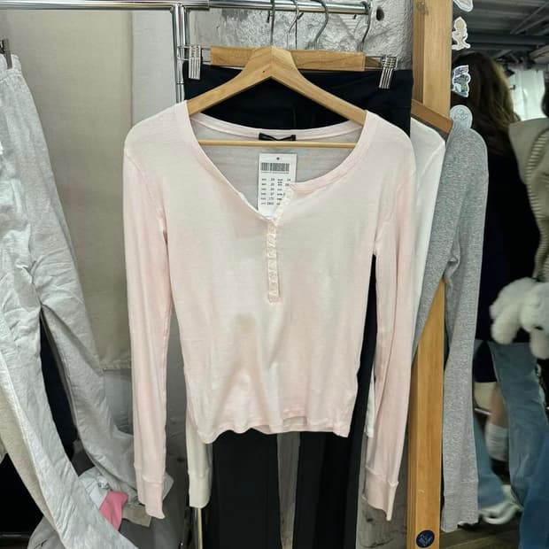 브랜디멜빌 베이비핑크 롱슬리브 