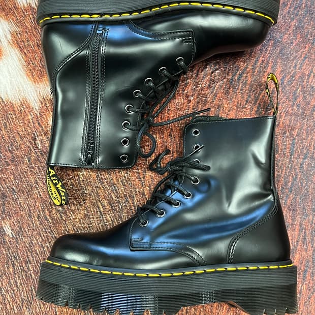 [41] 닥터마틴 제이든 플랫폼 워커 스무스 블랙