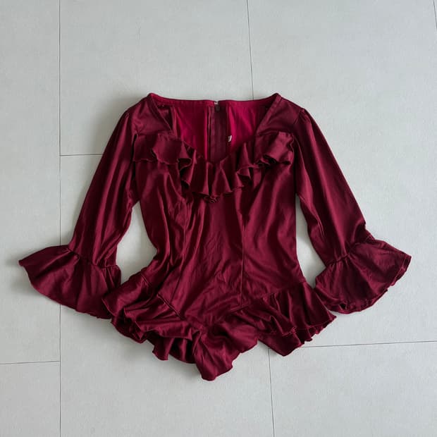 bell sleeve ruffle top