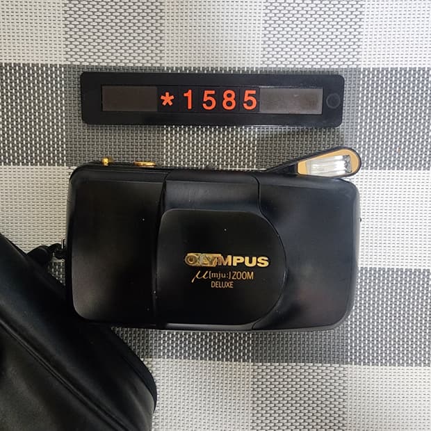 올림푸스 뮤 줌 디럭스 필름카메라 플래시고정안됨