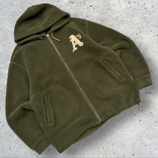 [100] MLB 엠엘비 오클랜드 카키색 뽀글이 후드집업 점퍼 C849