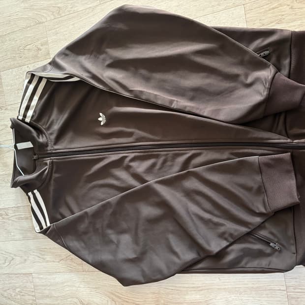아디다스 다크브라운 트랙탑 져지 xs사이즈