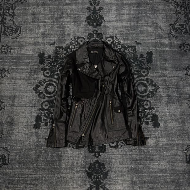 Religion diagonal zipper gimmick leather