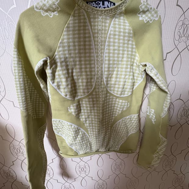 파올리나 루소 긴팔티