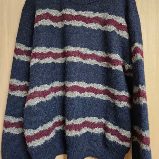 에잇세컨즈 스트라이프 니트 L