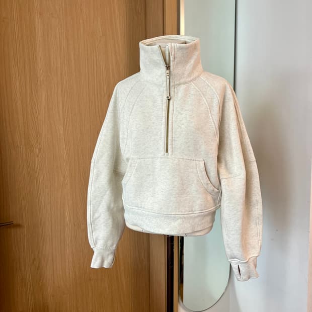 룰루레몬 스쿠바 오버사이즈 퍼넬넥 하프집 xs/s