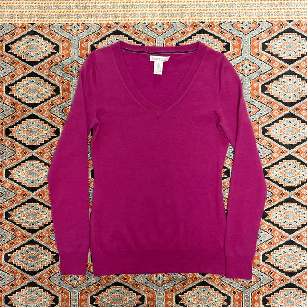 바나나리퍼블릭 퍼플 브이넥 메리노 울 니트 여성S