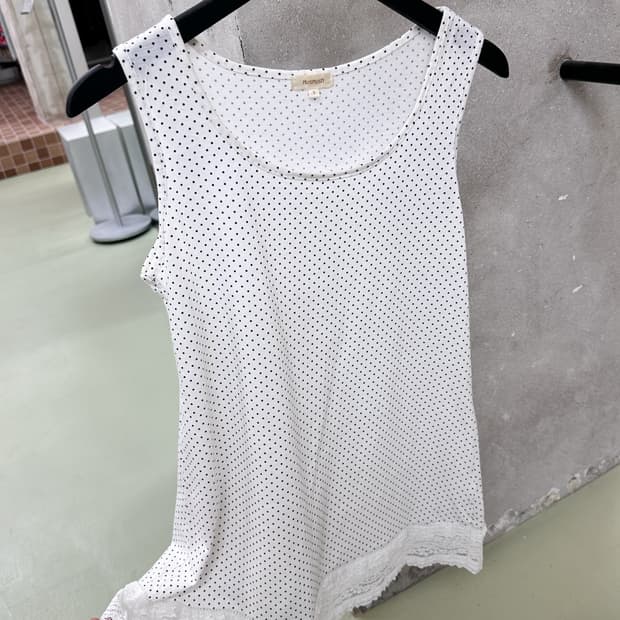 dot lace sleeveless
