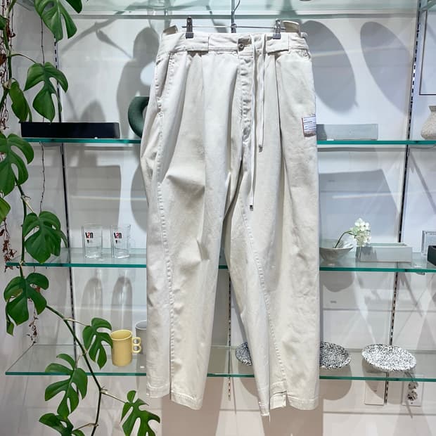 미하라야스히로 wide chino pants