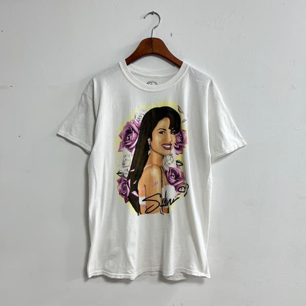 셀레나 퀸타니야 프린팅 티셔츠 화이트