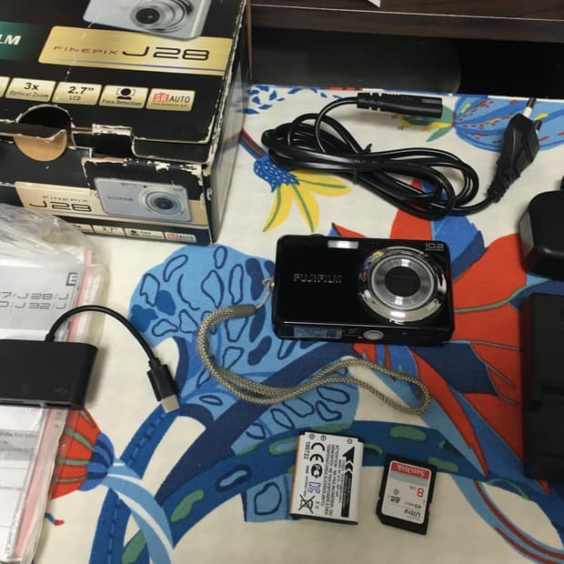 후지필름 파인픽스 J28 