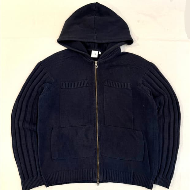 아르마니 익스체인지 투웨이 케이블 후드 니트 네이비