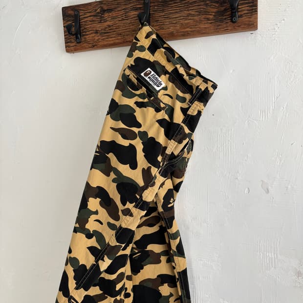 Bape 베이프 황계 카모 와이드 핏 조거 팬츠