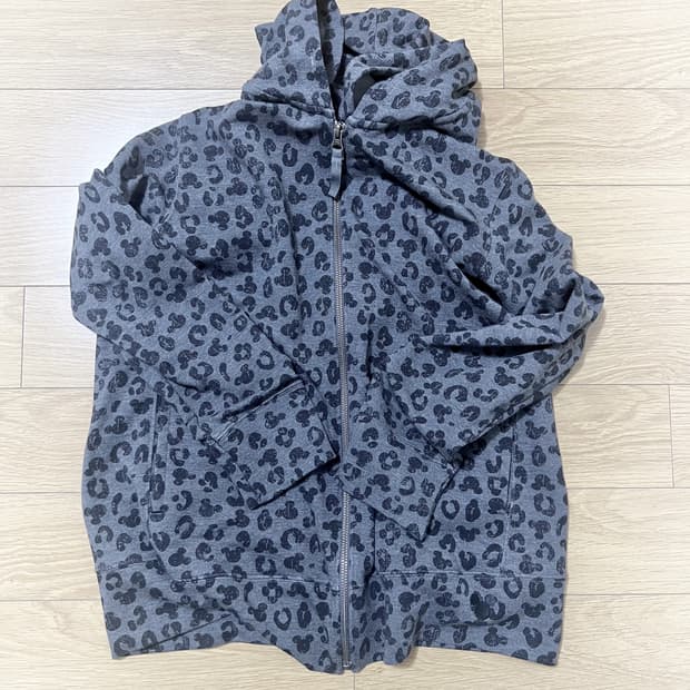 유니클로 디즈니 콜라보 후드집업