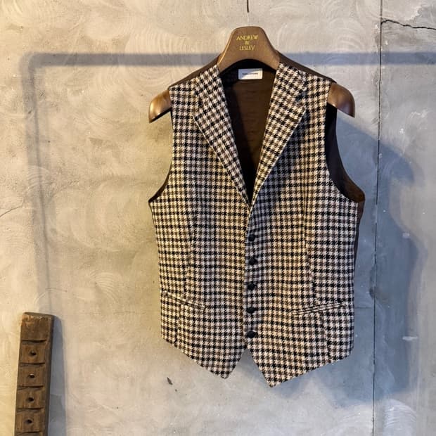 딸리아또레 트위드 베스트 슬림100