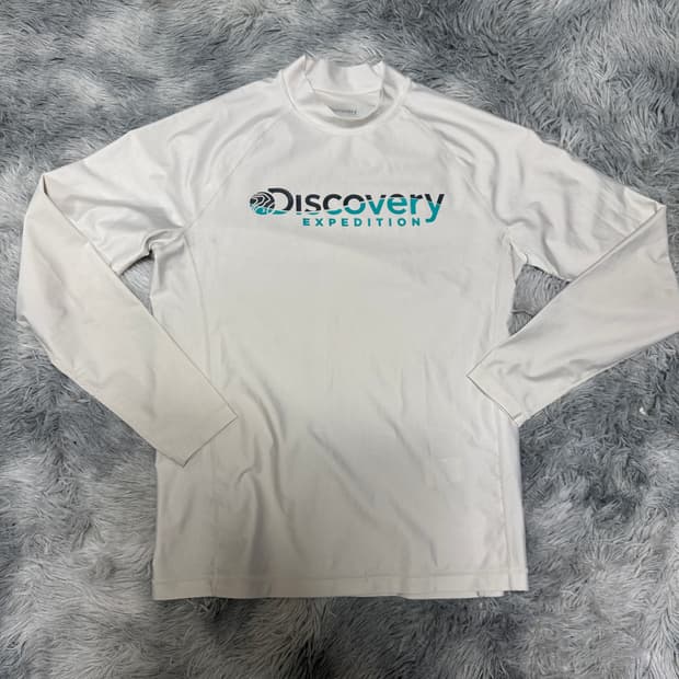 디스커버리 래쉬가드 105사이즈