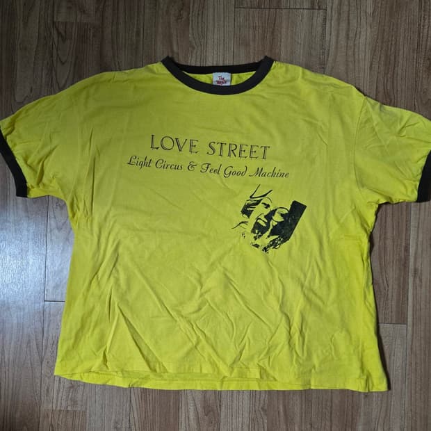 뤡코즈 LOVE STREET TEE (YELLOW)