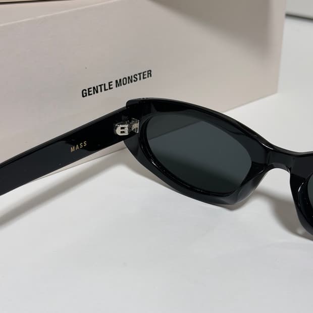 젠틀몬스터 mass 