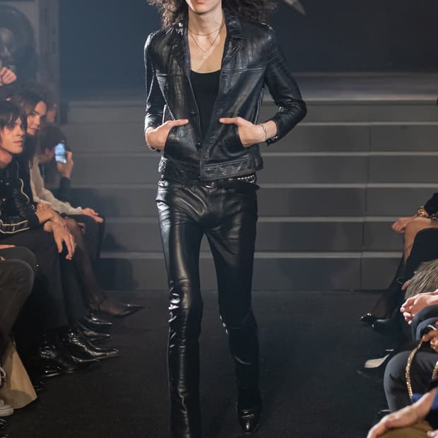 셀린느 23F/W 크록 엠보스드 블루종