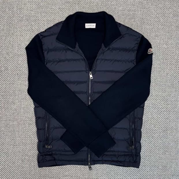 [정품/새상품급] 몽클레어 니트패딩 M