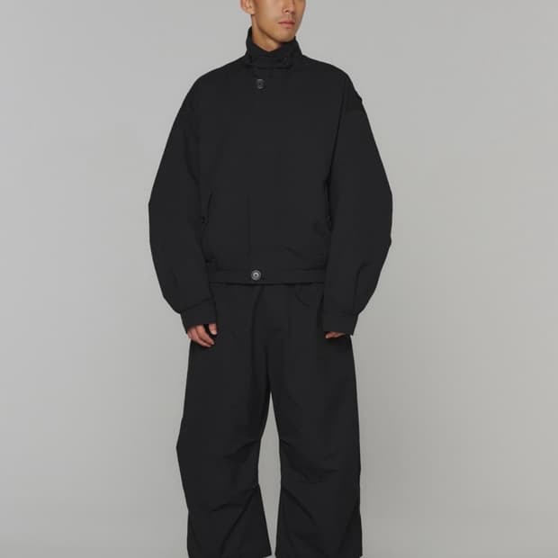 아모멘토 24Fw 카프리팬츠 M