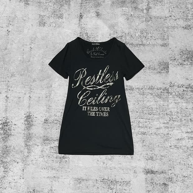 (blue strive) 00s silver lettering t 