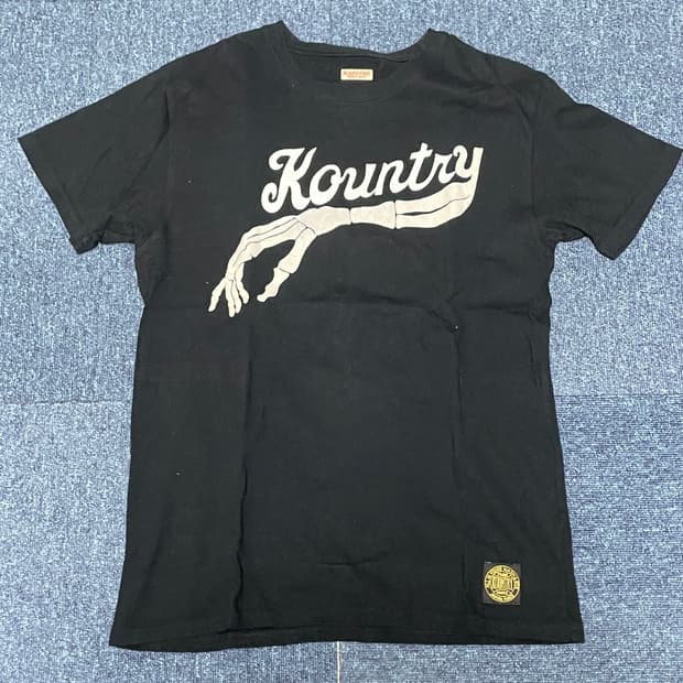 캐피탈 한정판 본 티셔츠