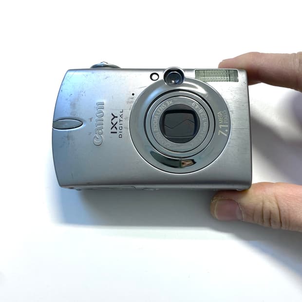 캐논 익서스 IXUS 750 디지털 카메라 (IXY 700)