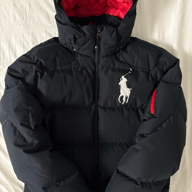 폴로 빅포니 패딩 블랙