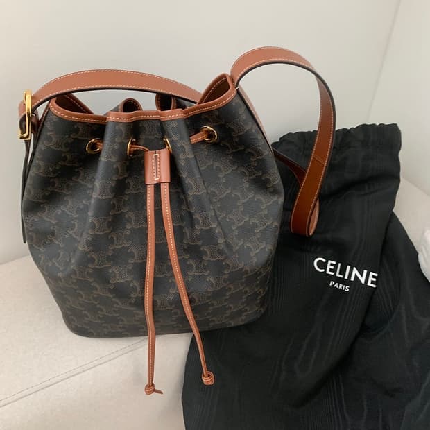 셀린느 드로우 스트링백 미듐