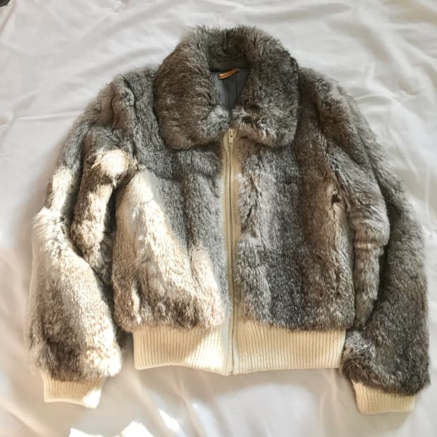 리얼 래빗퍼자켓