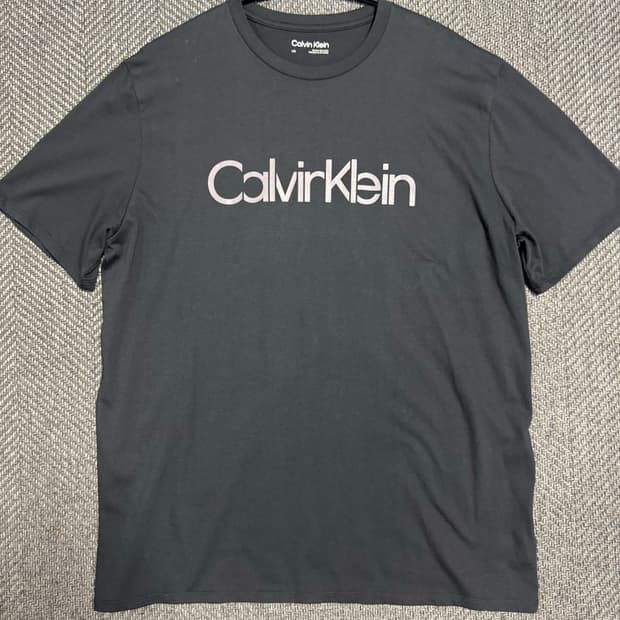 캘빈클라인 반팔 L