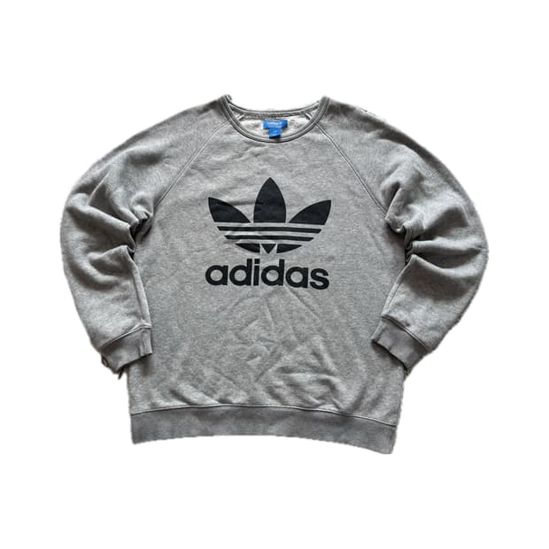 아디다스 빅로고 맨투맨