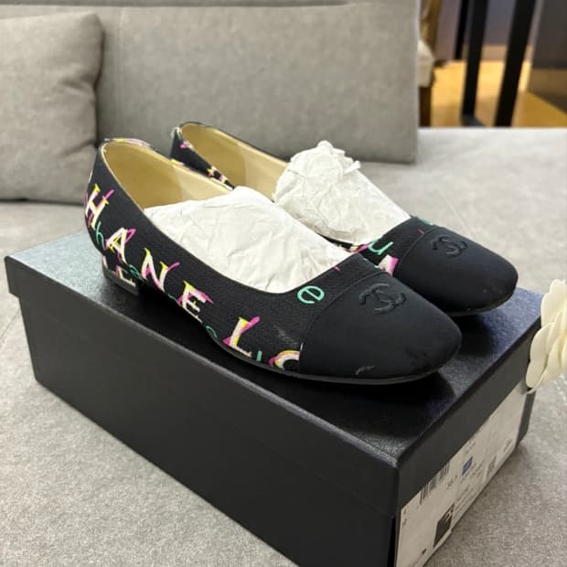 샤넬 플랫슈즈