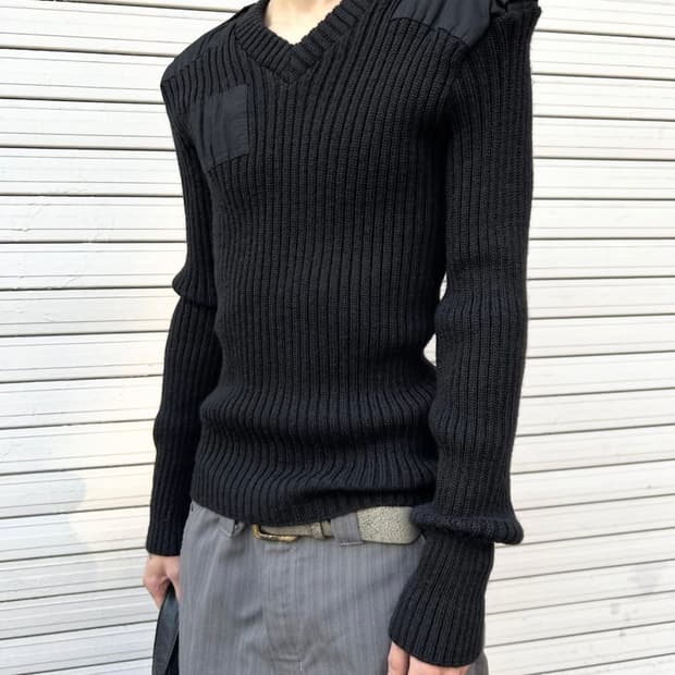 잉글랜드 디테쳐블 울 스웨터