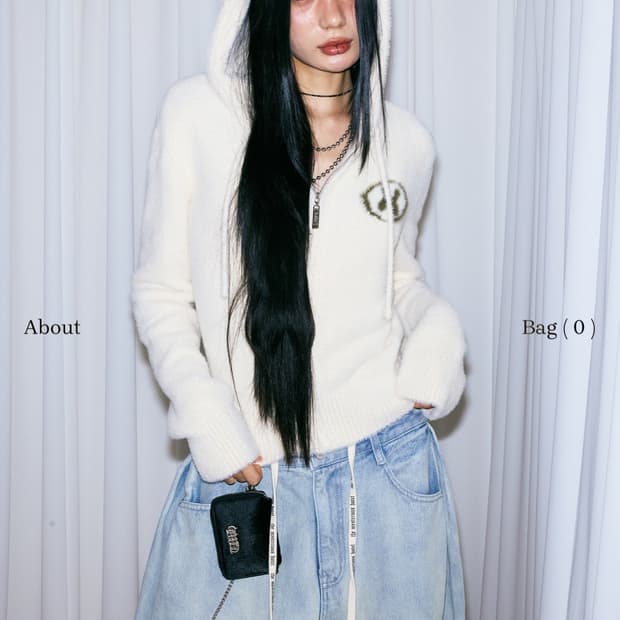 더미스테리어스호텔 앙고라 후드집업