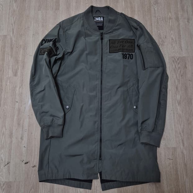 NBA 남성 클리브랜드 로고 와펜 MA-1 롱 야상 점퍼 L(100)